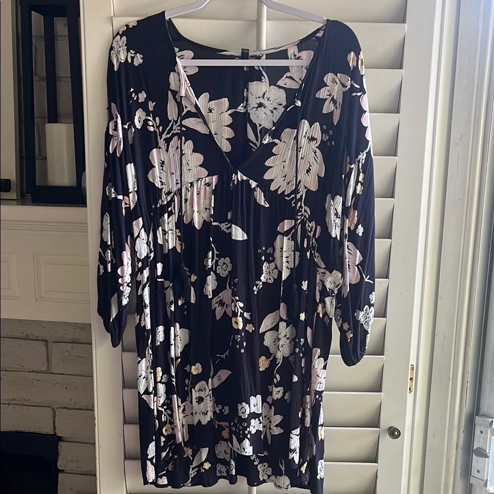 Billabong Floral 3/4 Sleeve Sundress